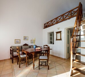Panoramic Apartment,Caldera View | 2 bedrooms, in-room safe, iron/ironing board, free WiFi