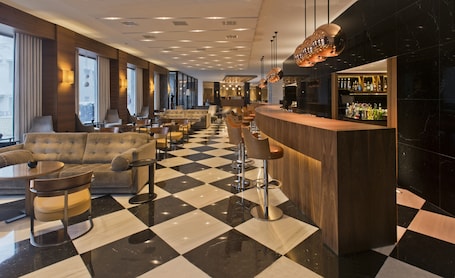 Bar (on property). Aquila Atlantis Hotel