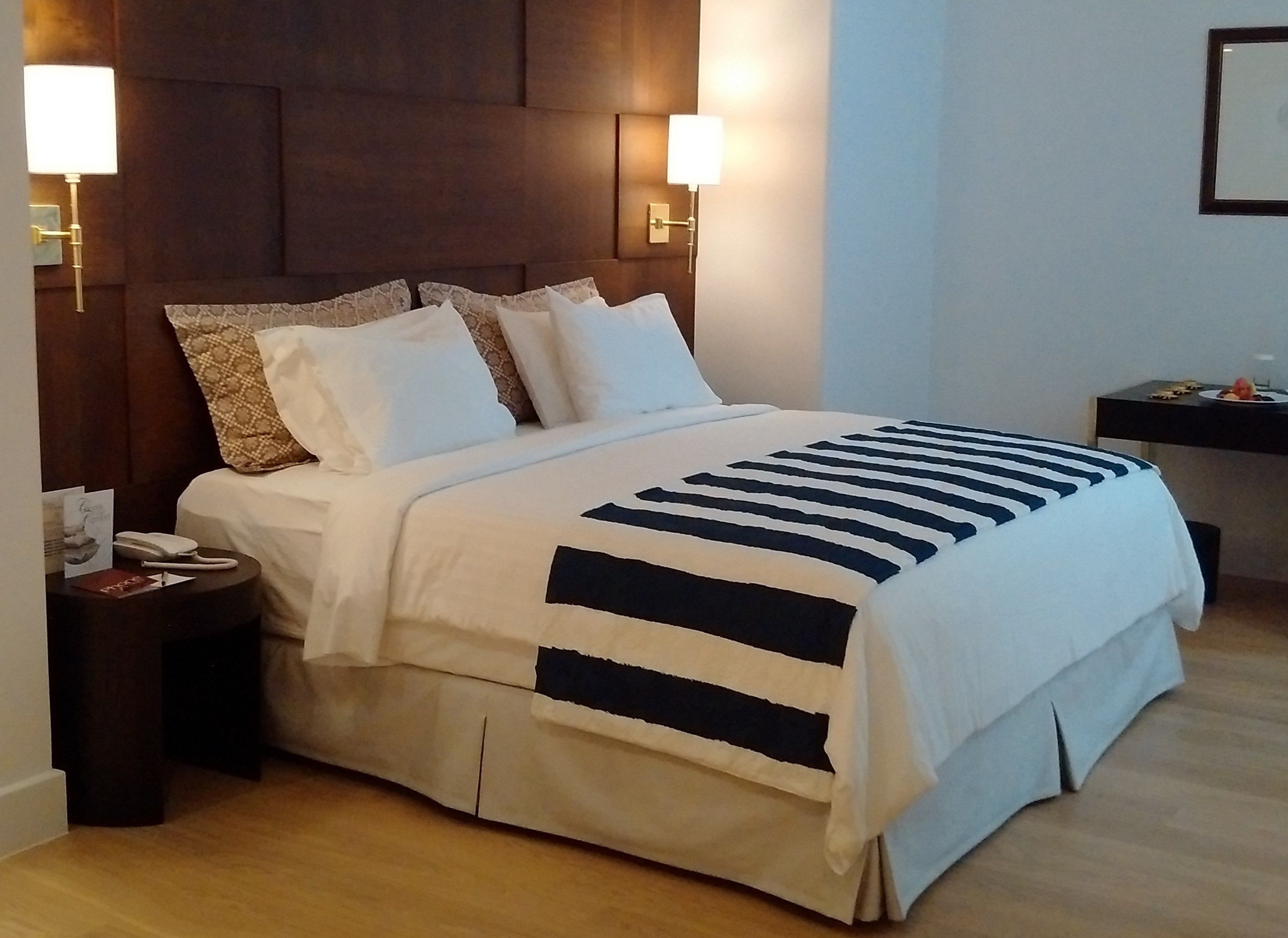 Grand Suite Harbor View | Minibar, coffre-fort, bureau, système d’insonorisation