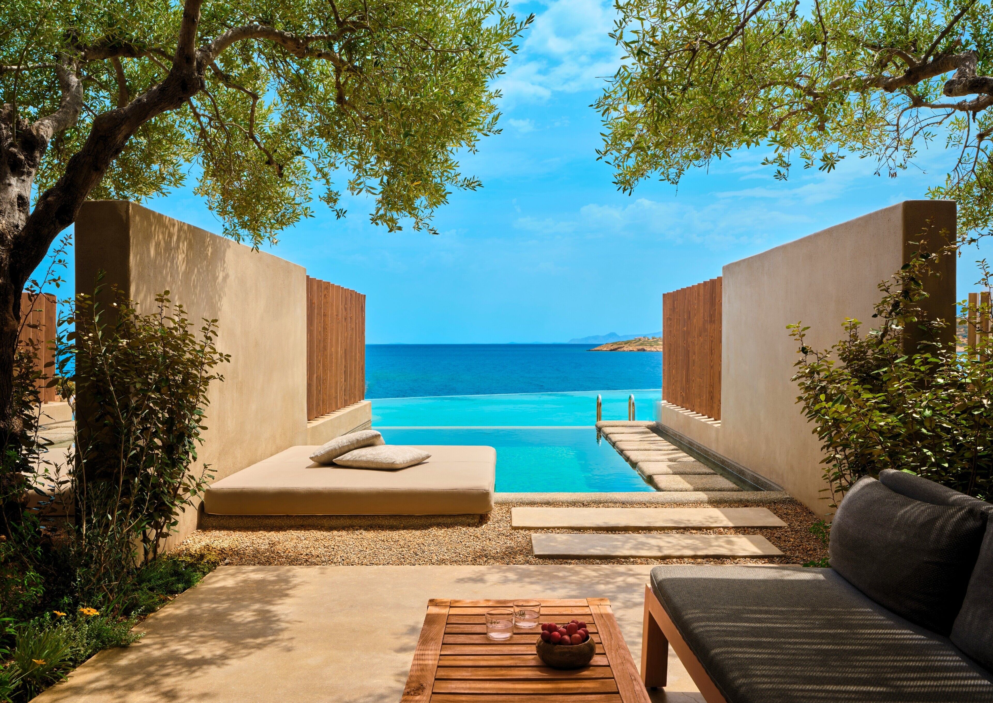 Infinity Lagoon Suite with Private Pool | Premium bedding, minibar, in-room safe, desk