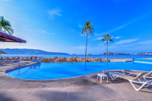 Krystal Beach Acapulco