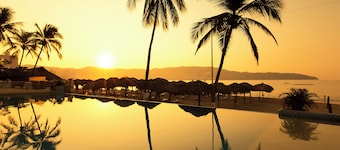 Krystal Beach Acapulco