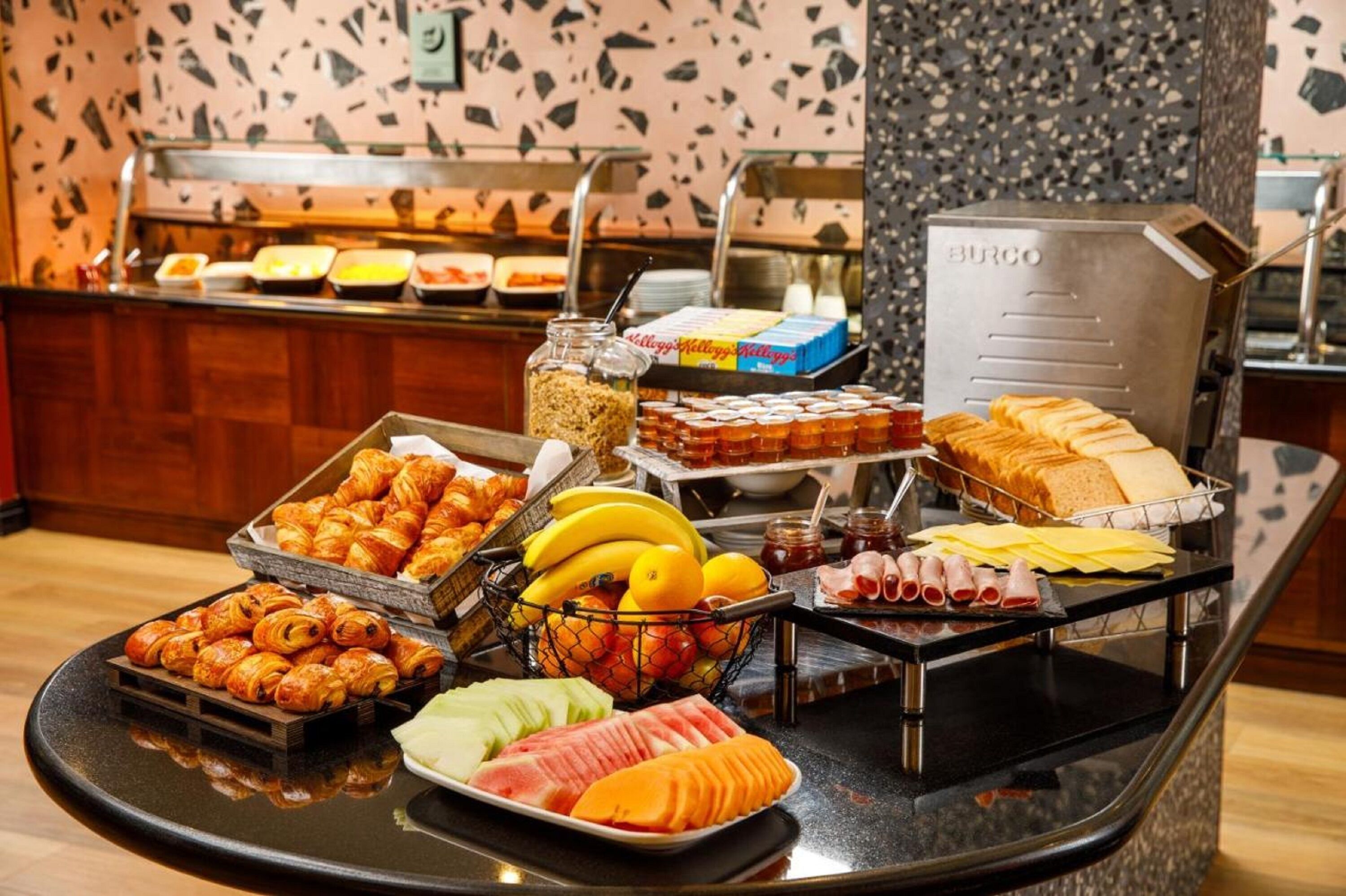daily continental breakfast (gbp 7.50 per person)