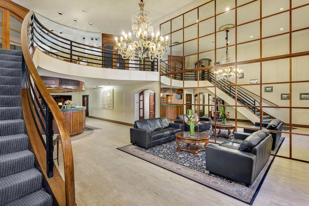 Adelaide Inn by null