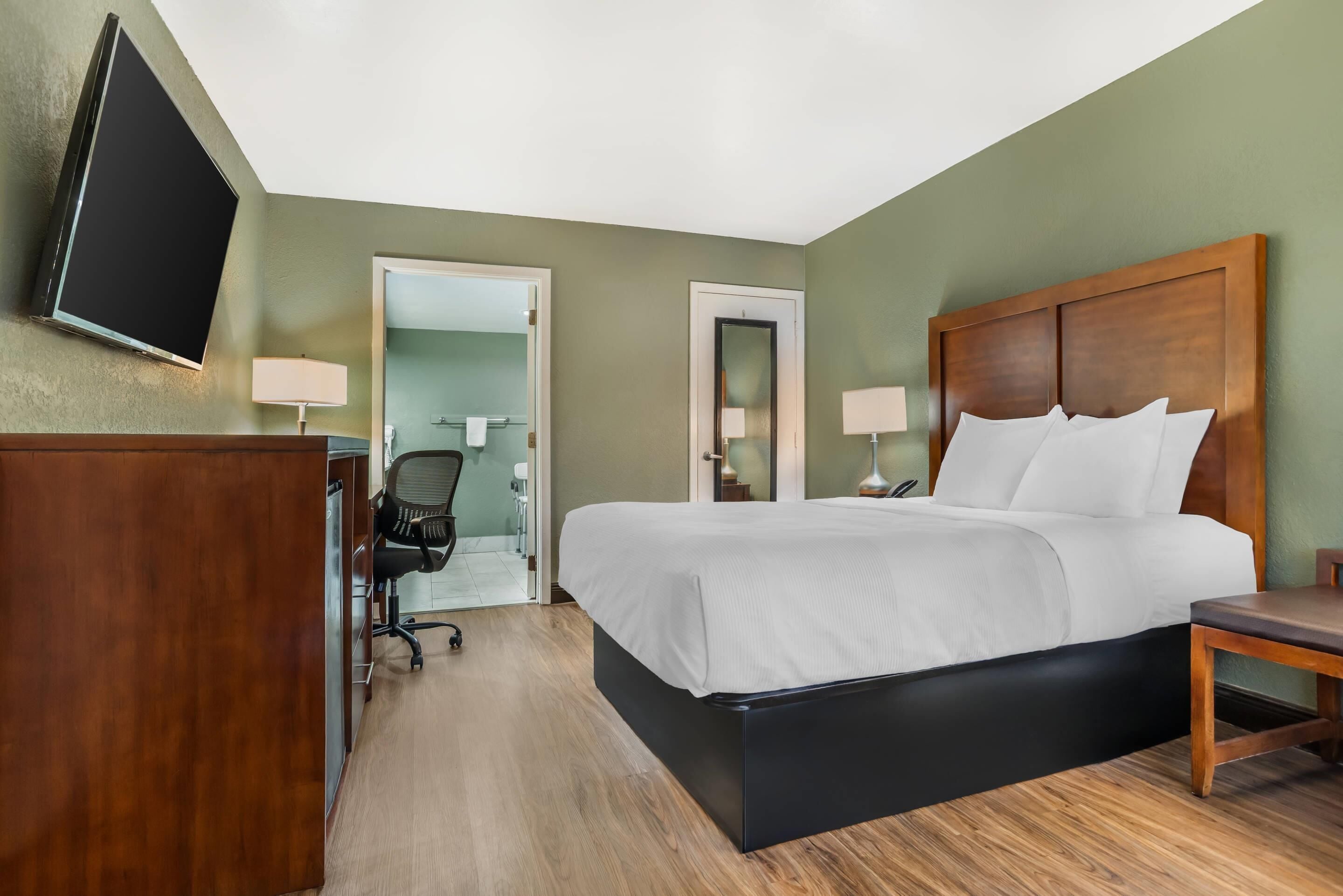 Room, 1 Queen Bed, Accessible, Non Smoking