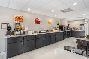 Café da manhã com buffet grátis
