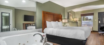 Quality Inn & Suites near Panama City Beach