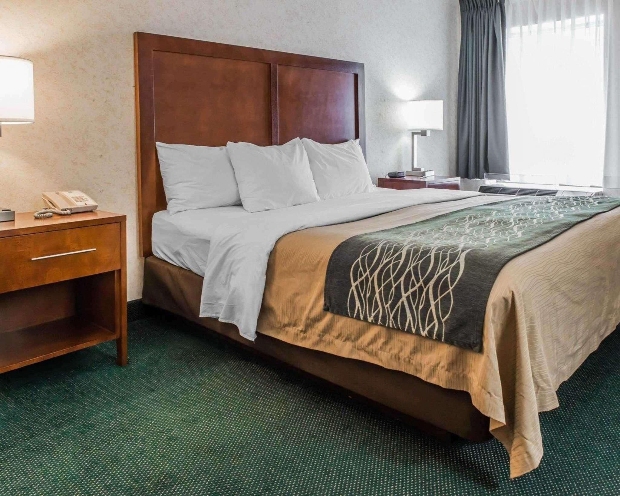In-room safe, desk, laptop workspace, blackout drapes