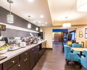 Free daily buffet breakfast