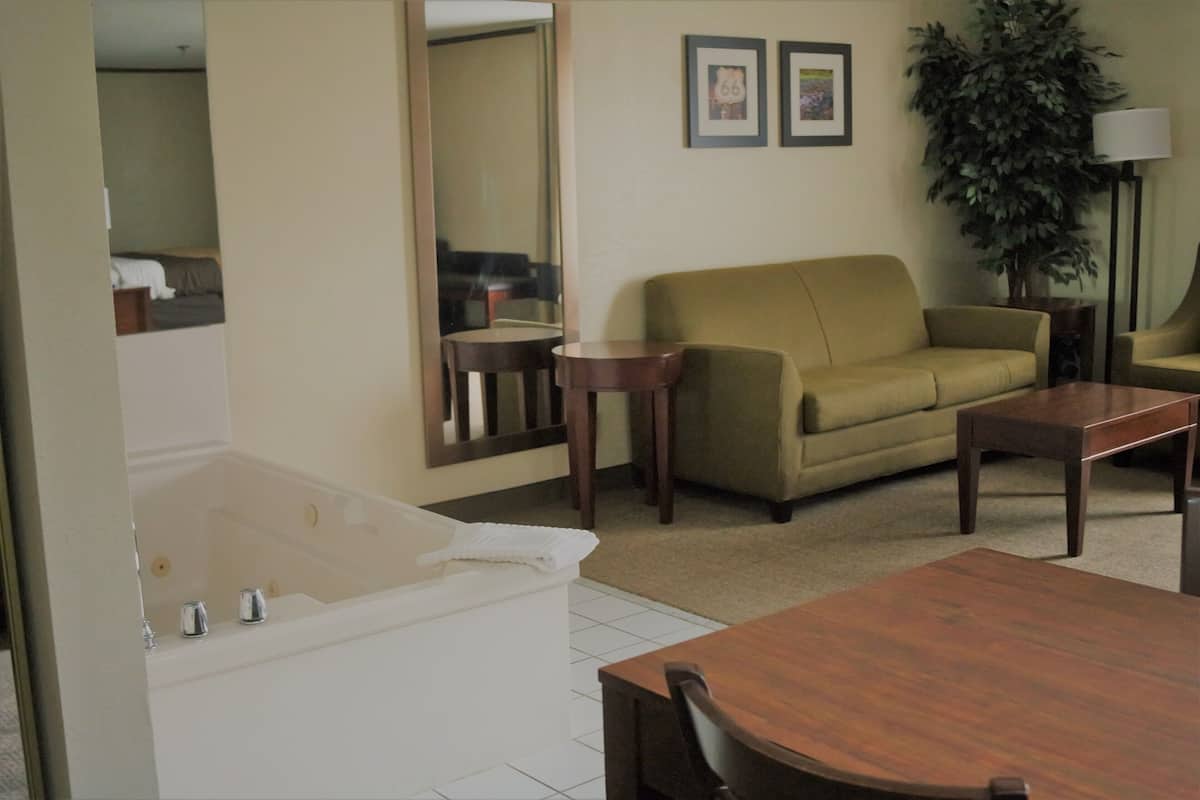 1 bedroom, desk, laptop workspace, blackout curtains