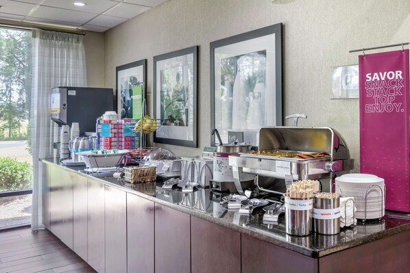 Free daily buffet breakfast 