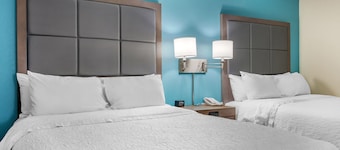 Hampton Inn Adel