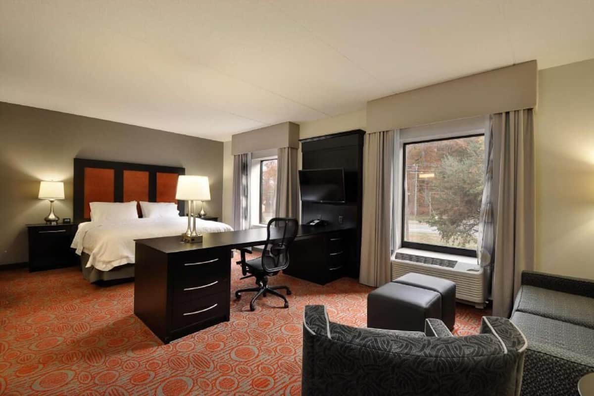 In-room safe, desk, laptop workspace, iron/ironing board