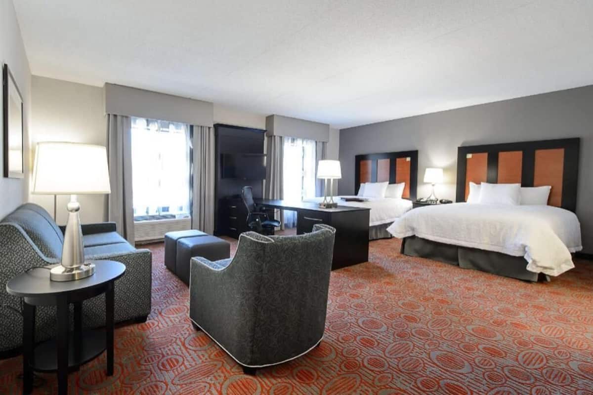 In-room safe, desk, laptop workspace, iron/ironing board