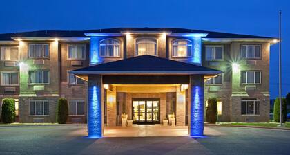 Holiday Inn Express & Suites American Fork - North Provo by IHG
