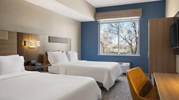 Premium bedding, in-room safe, desk, iron/ironing board