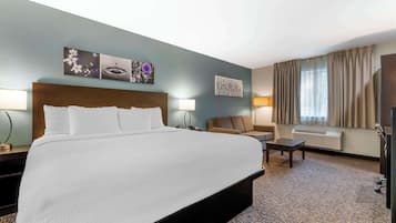 Suite, 1 King Bed, Non Smoking | Desk, blackout drapes, free WiFi, bed sheets
