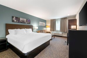 Suite, 1 King Bed, Accessible, Non Smoking