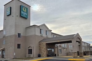Exterior - Quality Inn Kansas City International Airport (Kansas City)