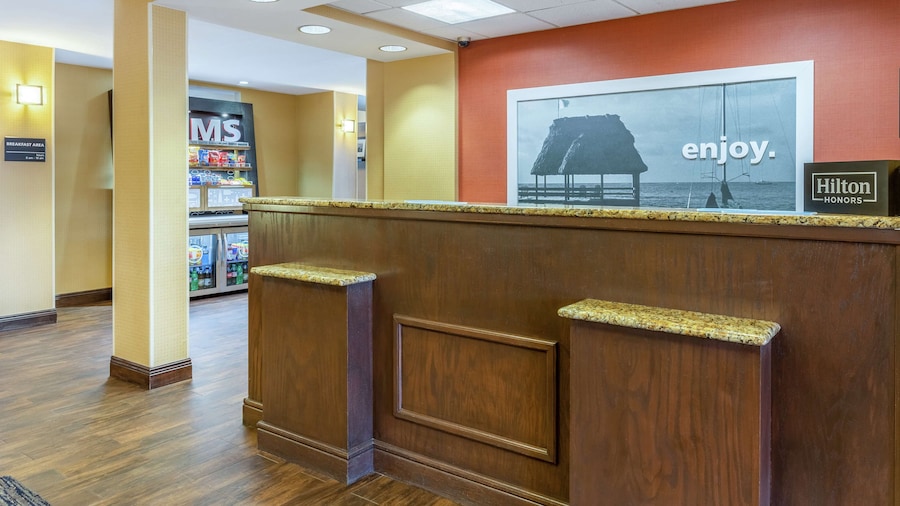 Hampton Inn Biloxi-Ocean Springs