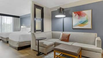 Ropa de cama de alta calidad, edredones de plumas, escritorio