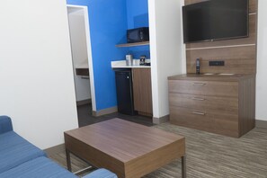 Suite, 1 King Bed with Sofa bed