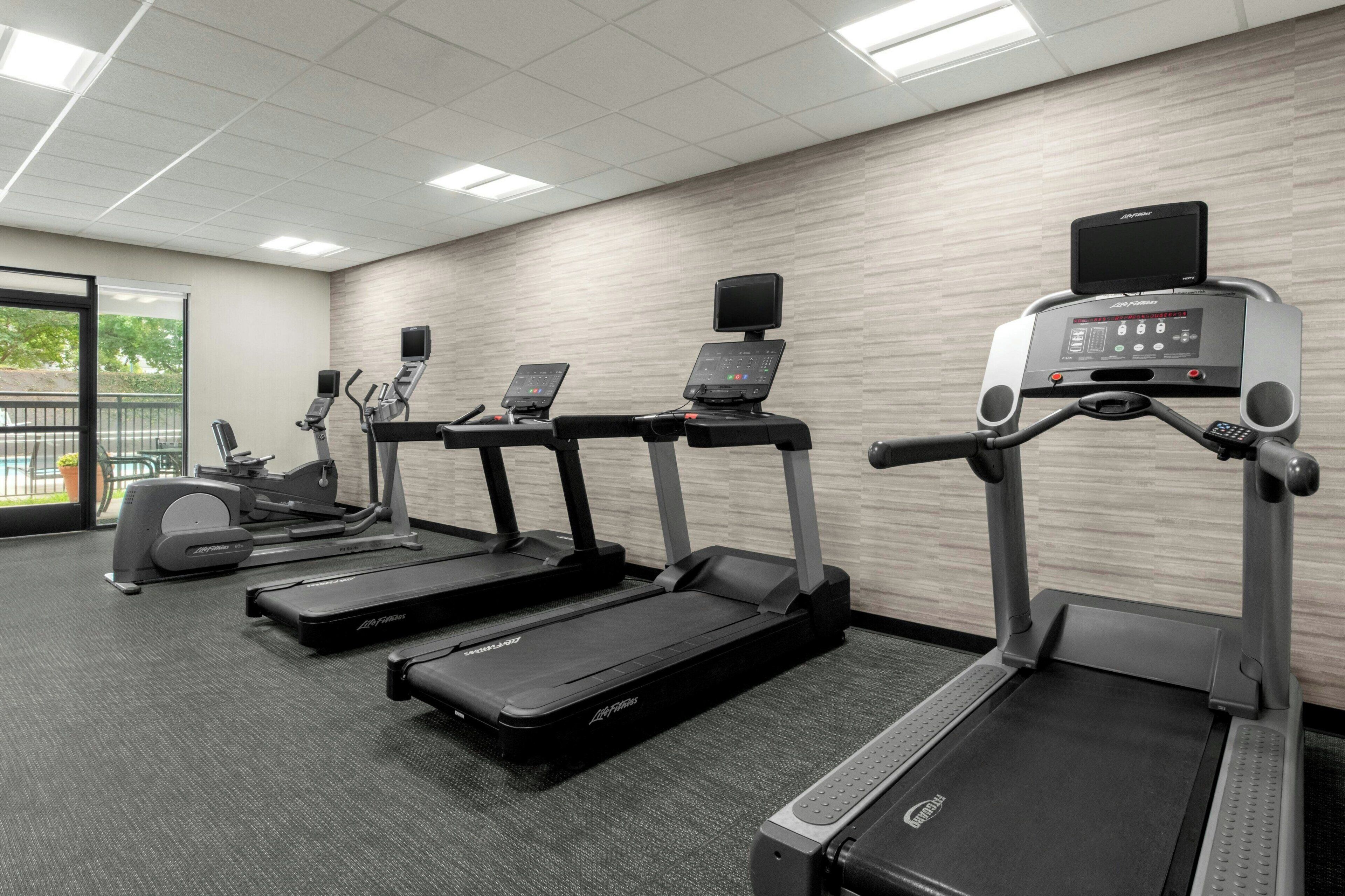 Photo - Courtyard by Marriott Stockton