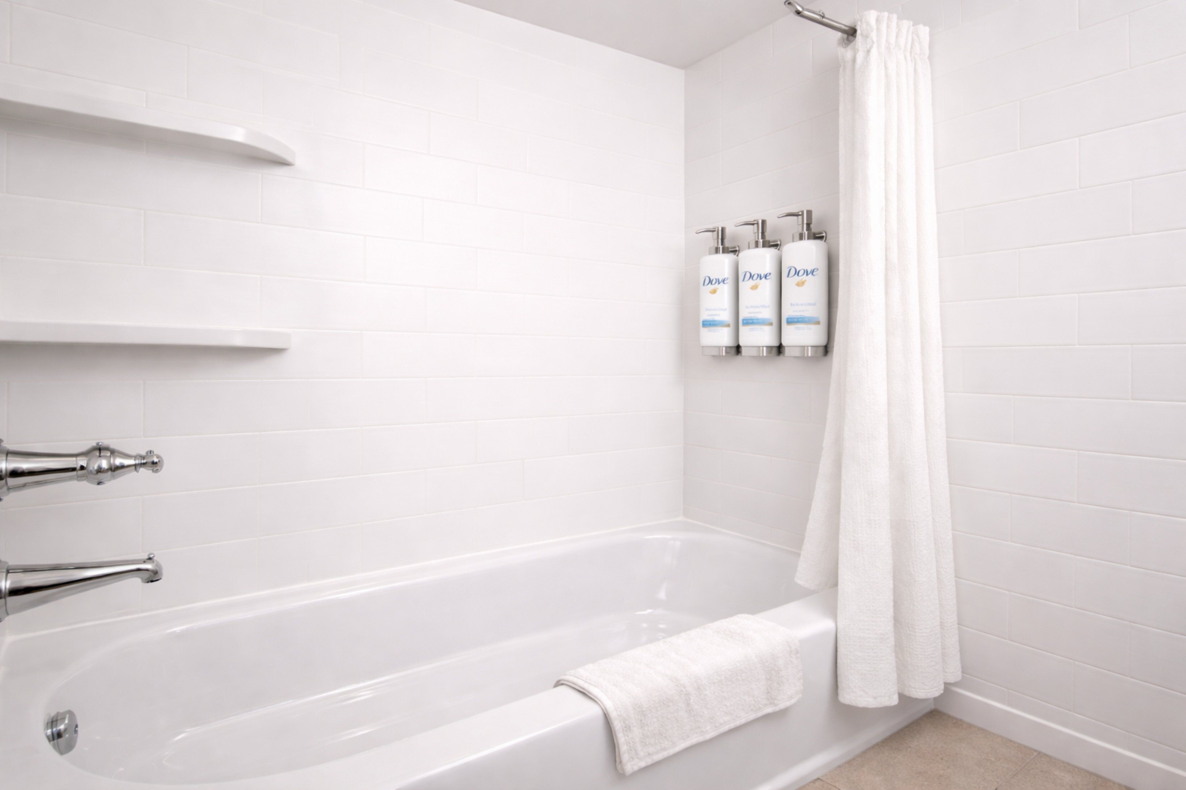 Suite, 1 Queen-Bett, Kamin | Zimmersafe, Schreibtisch, laptopgeeigneter Arbeitsplatz