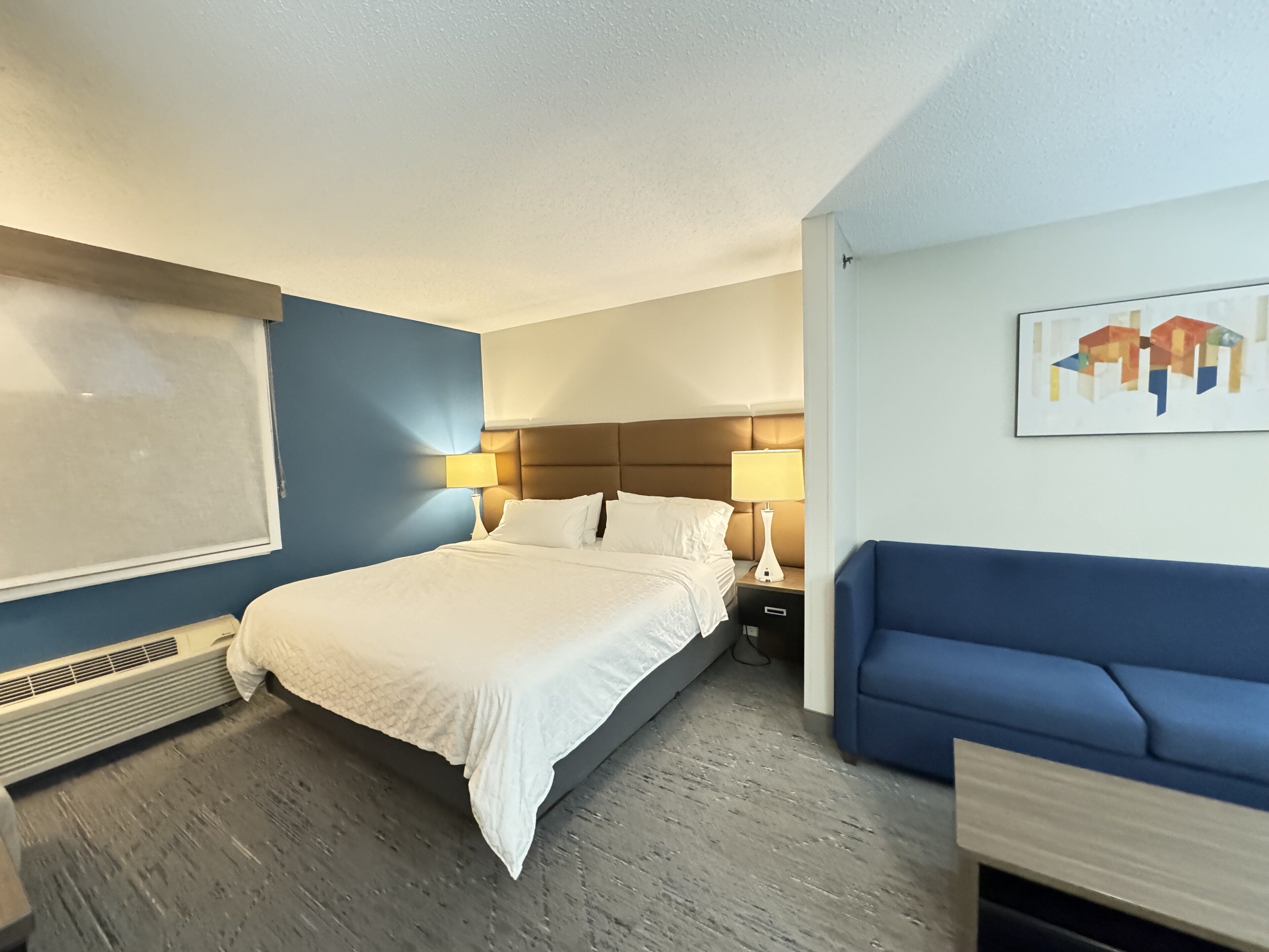 suite, 1 king bed | 1 bedroom, in-room safe, desk, laptop workspace