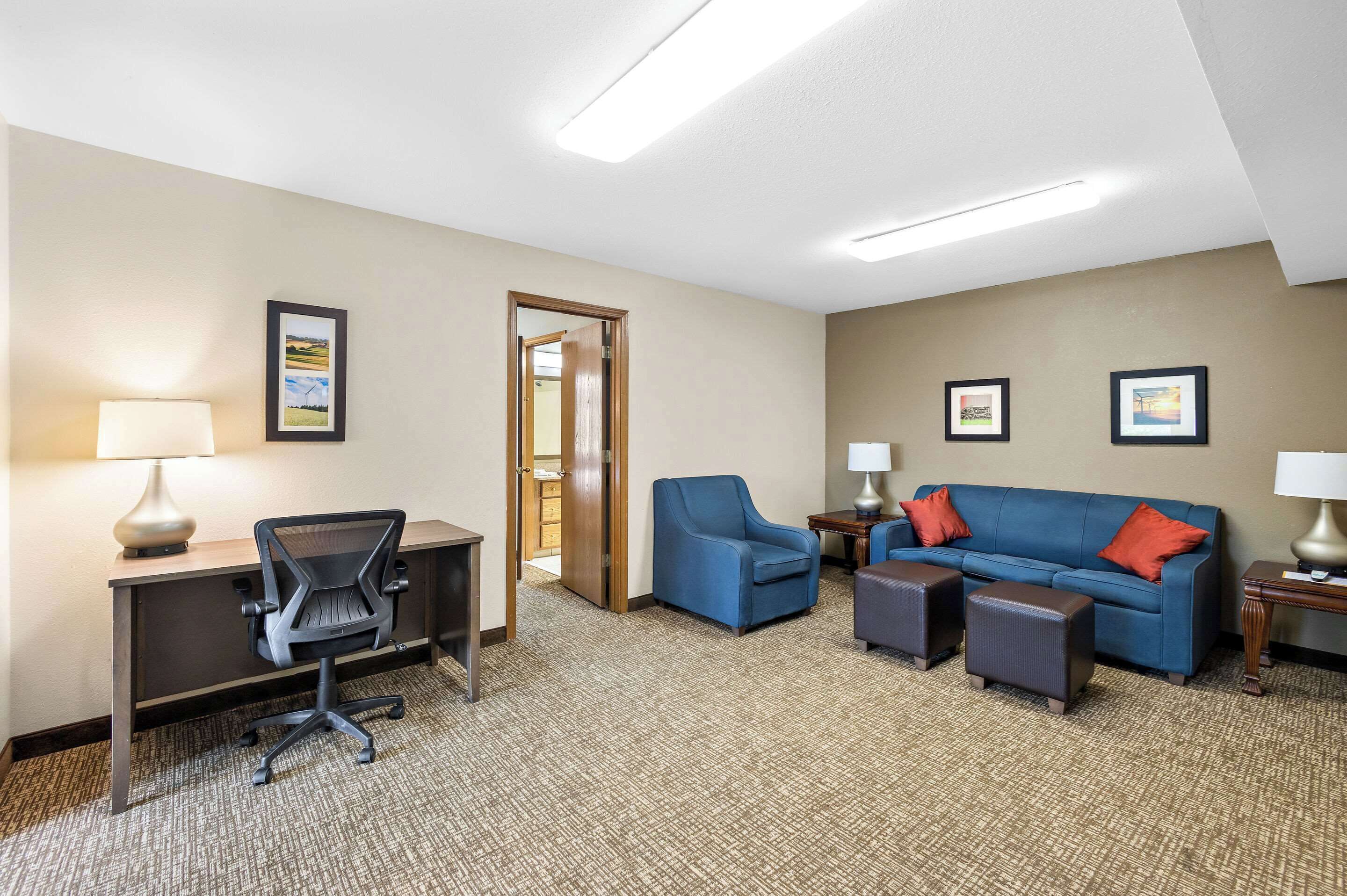 desk, laptop workspace, iron/ironing board, free wifi