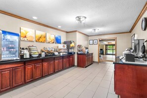 Komplett frokost er inkludert hver dag