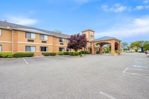 Exterior - Comfort Inn Van Wert (Van Wert)