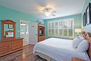 Lakeside Three Bedroom | Individually decorated, individually furnished, soundproofing