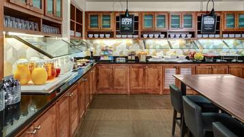 Desayuno buffet incluido todos los días