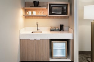 Coffee/tea maker, mini-fridge, microwave