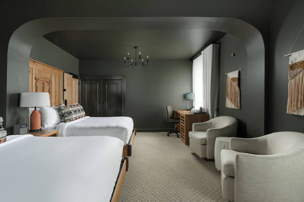 Standard Room, 2 Queen Beds