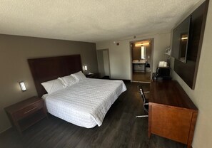 Desk, laptop workspace, blackout curtains, cots/infant beds - SureStay by Best Western Atlanta Northeast (Chamblee)