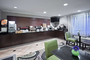 Free daily buffet breakfast