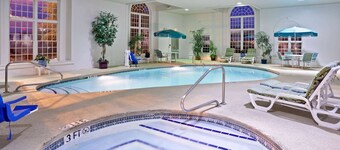 La Quinta Inn & Suites by Wyndham Cleveland Macedonia