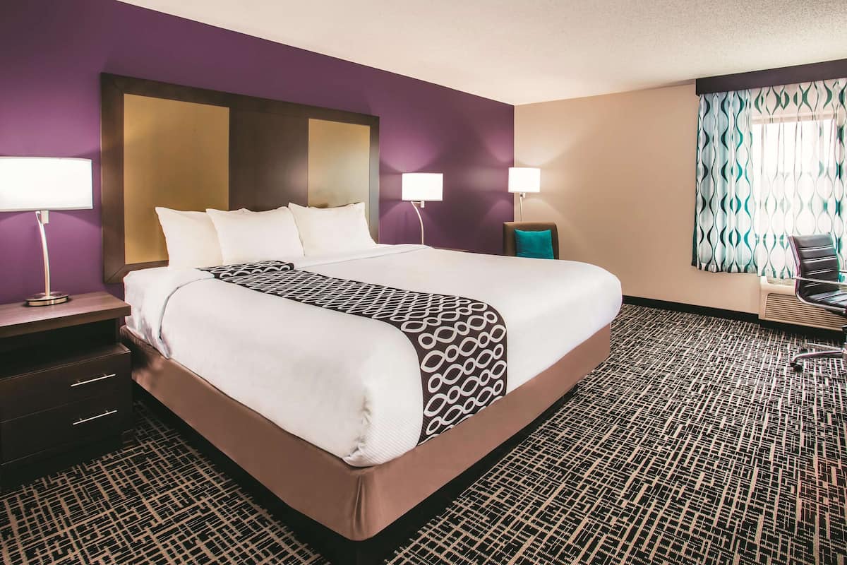 Pillowtop beds, desk, laptop workspace, iron/ironing board