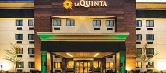 La Quinta Inn & Suites by Wyndham Cincinnati NE - Mason