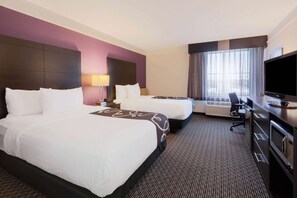 Room, 2 Double Beds, Non Smoking | Premium bedding, desk, blackout drapes, iron/ironing board - La Quinta Inn & Suites by Wyndham Detroit Utica (Utica)