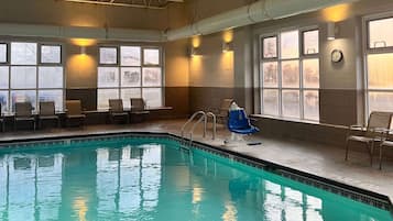 Indendørs pool