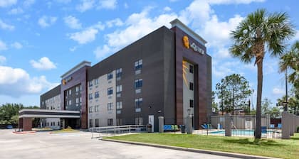 La Quinta Inn & Suites by Wyndham Houston NW Brookhollow