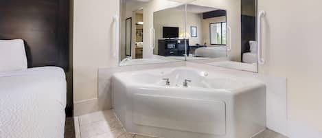 Deluxe Room, 1 King Bed, Non Smoking
