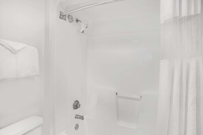 Free toiletries, hair dryer, towels, soap - Baymont by Wyndham Janesville (Janesville)