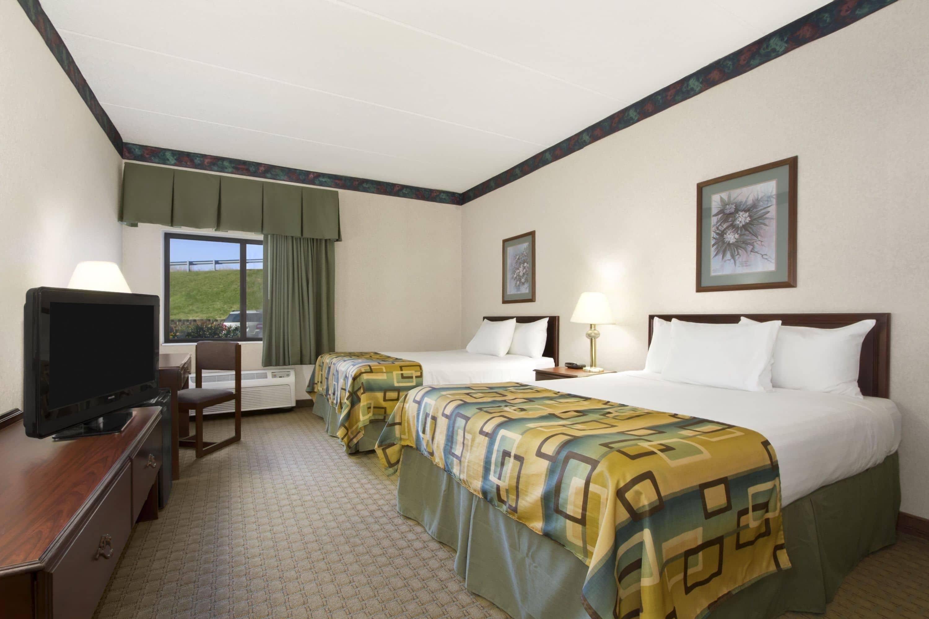 In-room safe, individually decorated, individually furnished, desk