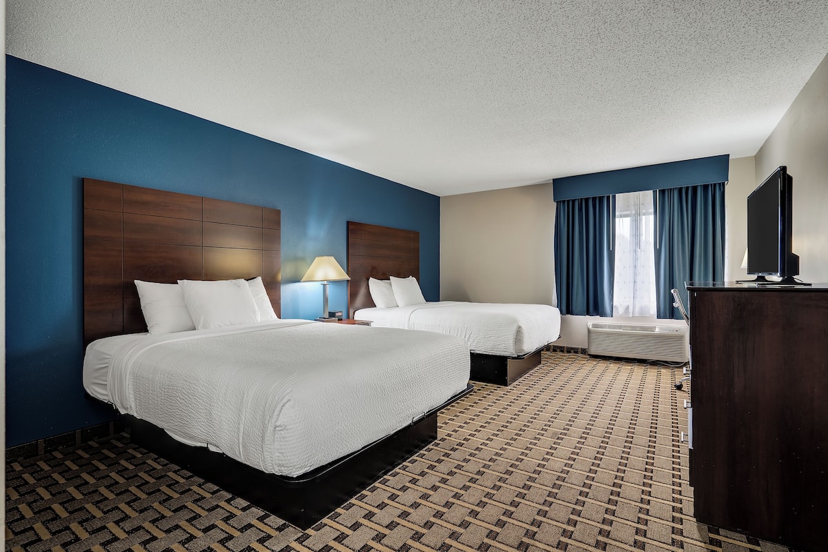 Standard Room, 2 Queen Beds | Individually decorated, individually furnished, desk, blackout curtains