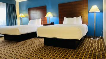 獨特裝潢、布置獨特、書桌、遮光布/窗簾