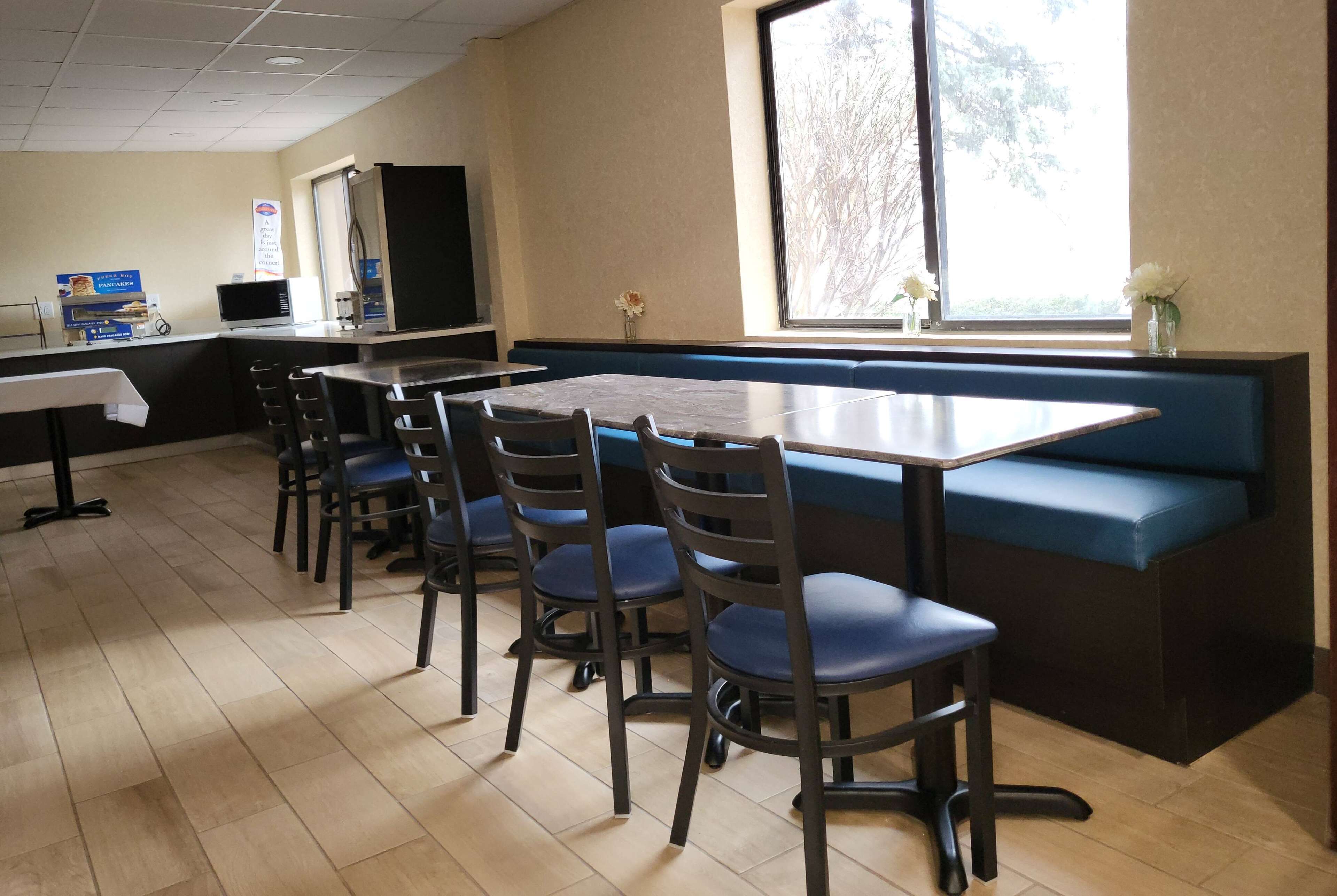 Tägliches inbegriffenes Frühstücksbuffet